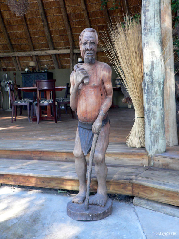 20060623-p-lodge.carving-g013b