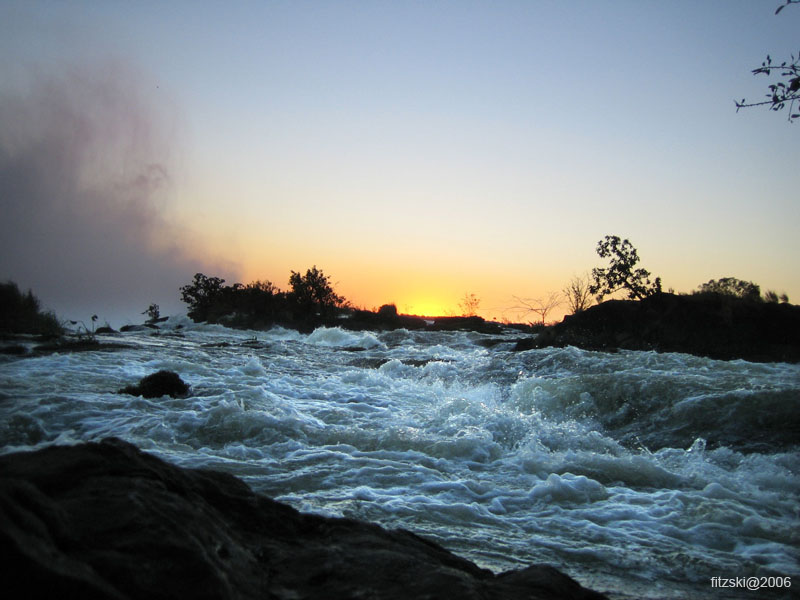 20060701-lv-victoria.falls-g106b